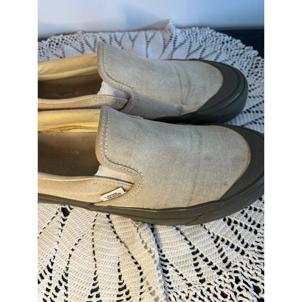 Vans Slip-On VSK66 Tan Khaki Canvas Sneakers Olive Green Sole Mens 7.5 Womens 9
